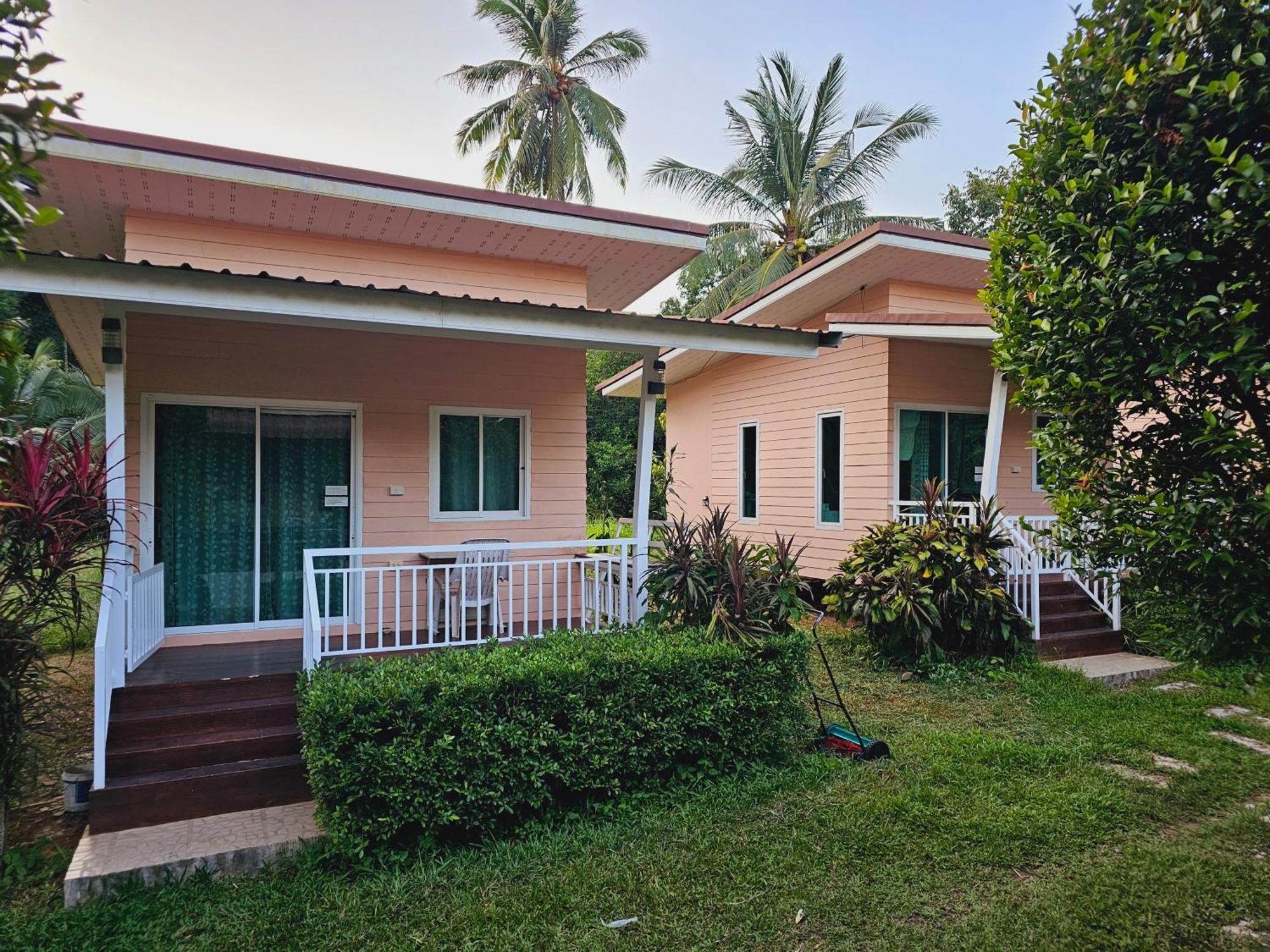 Baan Suan Khun Ta บ้านพักสวนคุณตา Koh Chang Zewnętrze zdjęcie